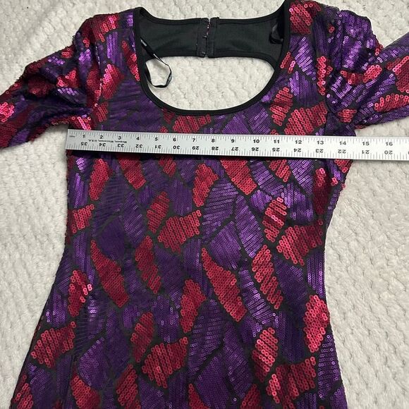 Marciano Bodycon Dress Women's XS Purple Red Sequin Mini Open Back 3/4 Sleeves - Picture 10 of 13